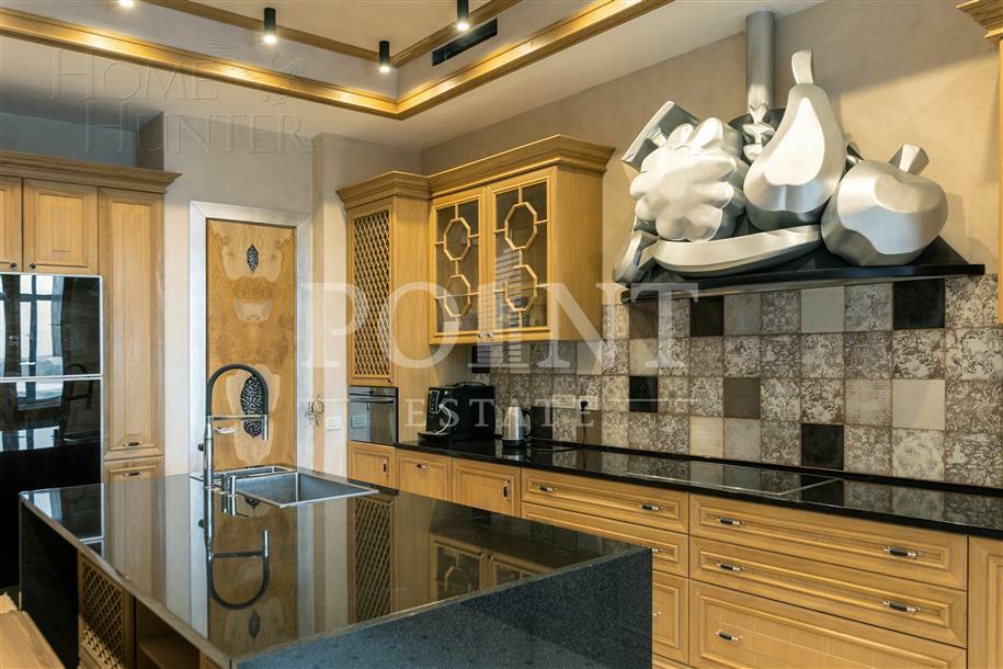 5-КОМН. ПЕНТХАУС С ОТДЕЛКОЙ 270 М² НА 6 ЭТАЖЕ