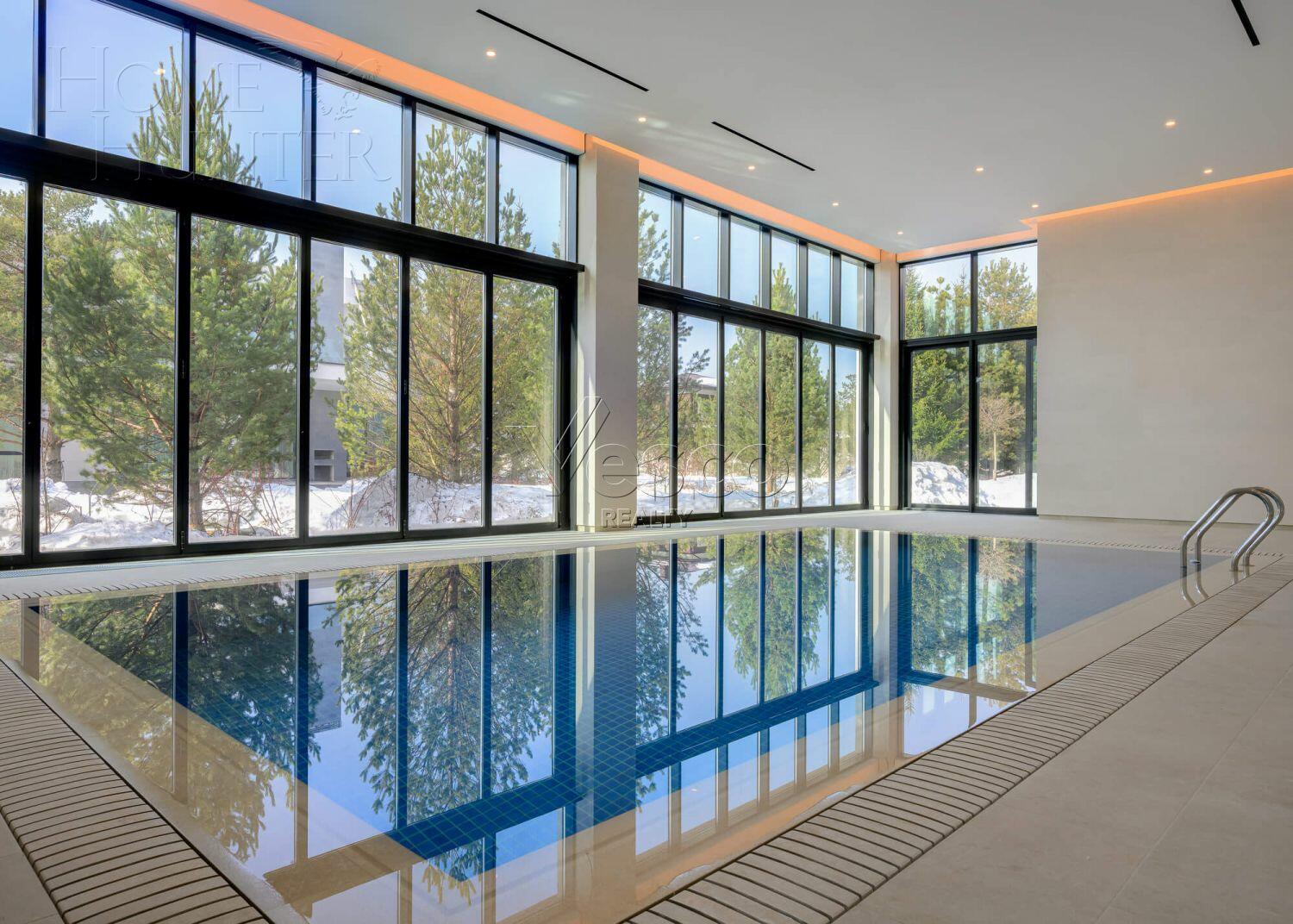 2-этажный коттедж 1 000 м² с отделкой