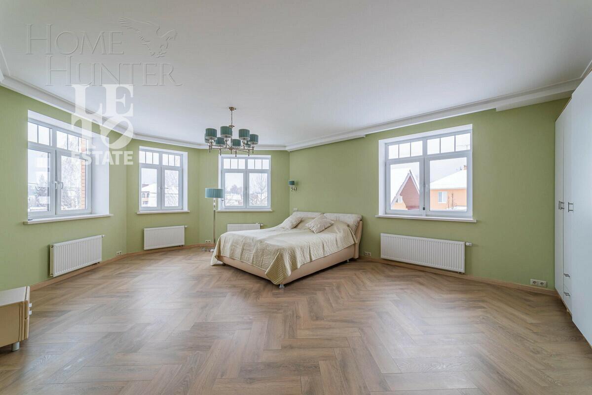 2-этажный коттедж 710 м² с отделкой