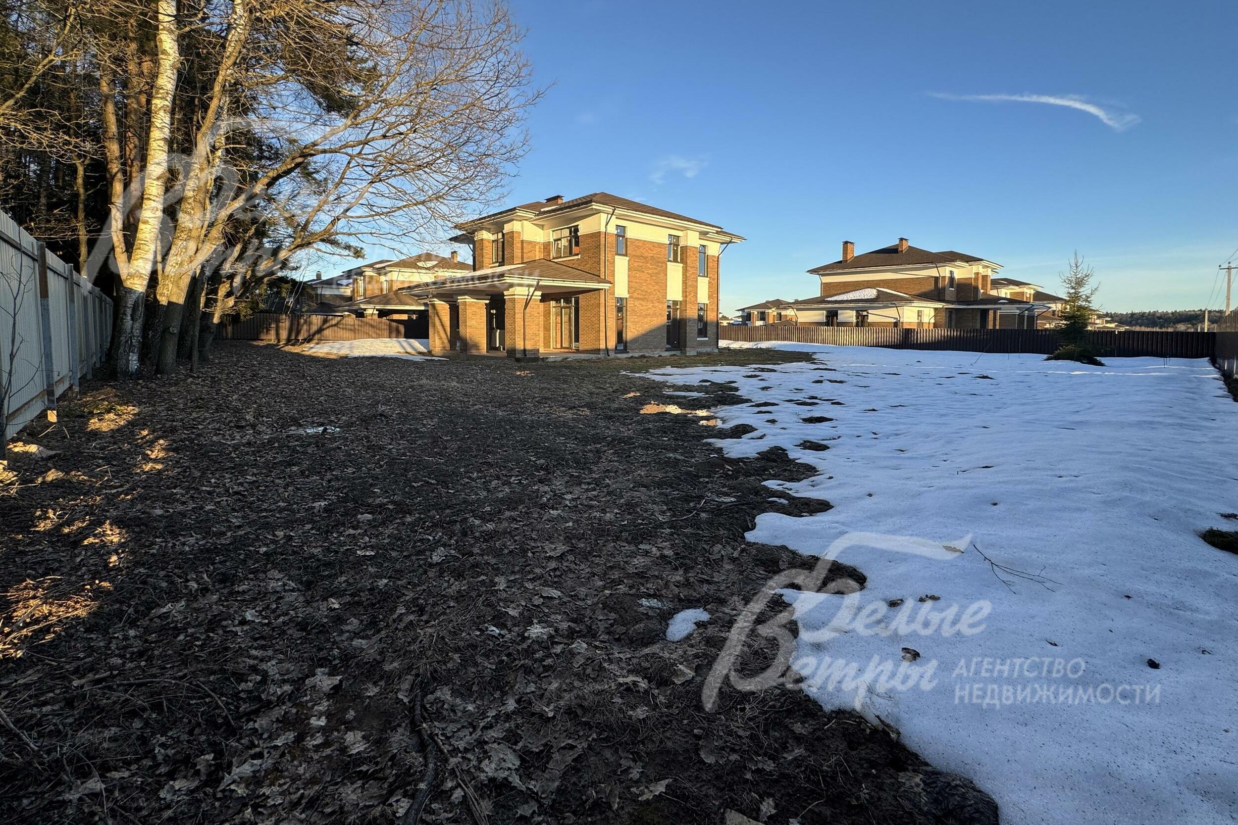 2-этажный коттедж 314 м² без отделки