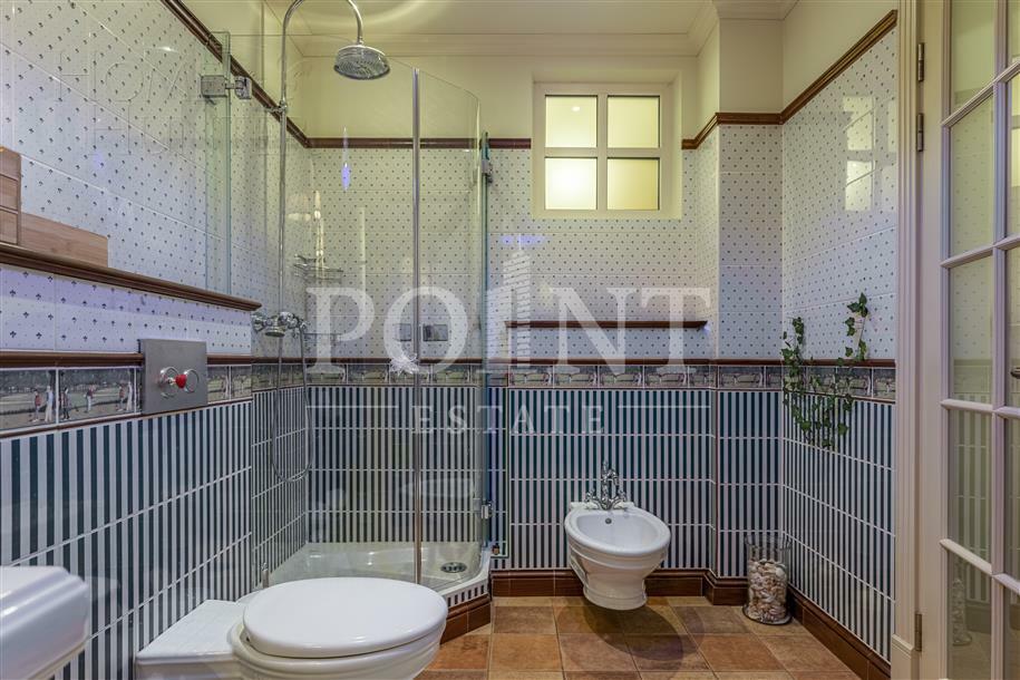 4-КОМН. КВАРТИРА С ОТДЕЛКОЙ 244 М² НА 15 ЭТАЖЕ