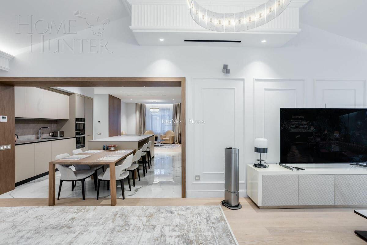 2-этажный коттедж 357 м² с отделкой