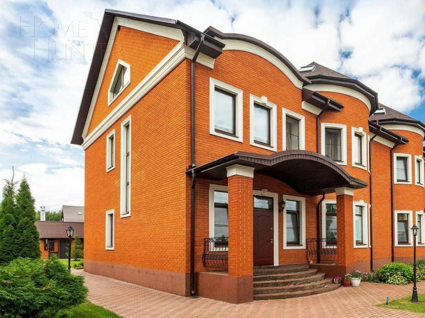 3-этажный коттедж 707.9 м² с отделкой