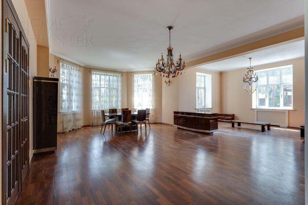 2-этажный коттедж 680 м² с отделкой