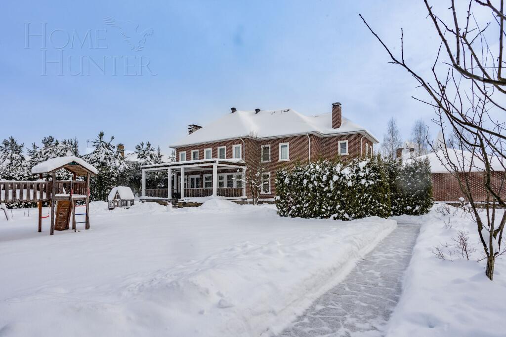 2-этажный коттедж 600 м² с отделкой