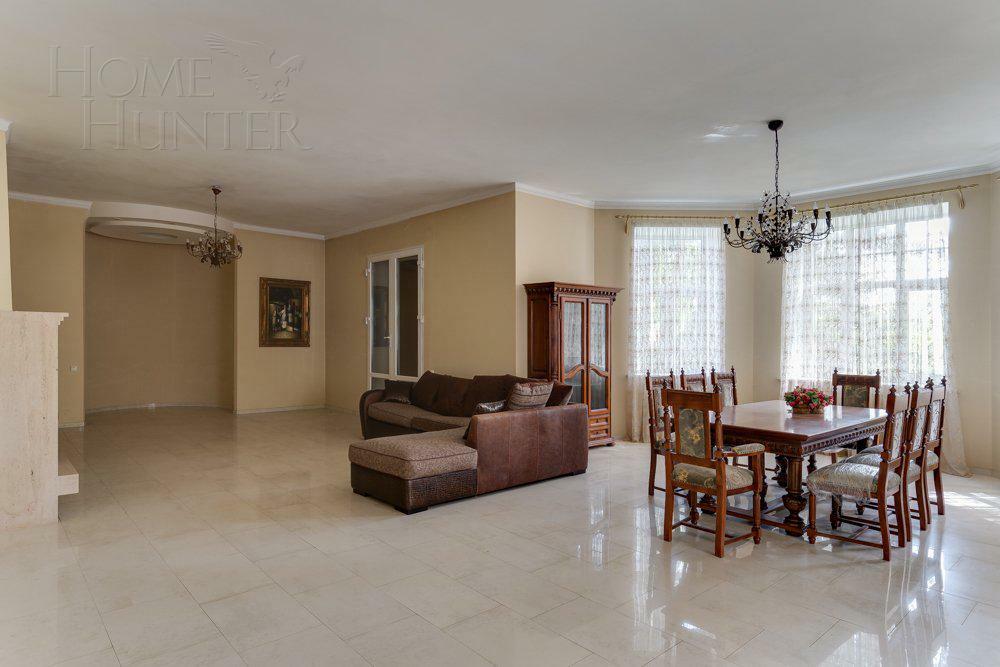 2-этажный коттедж 680 м² с отделкой