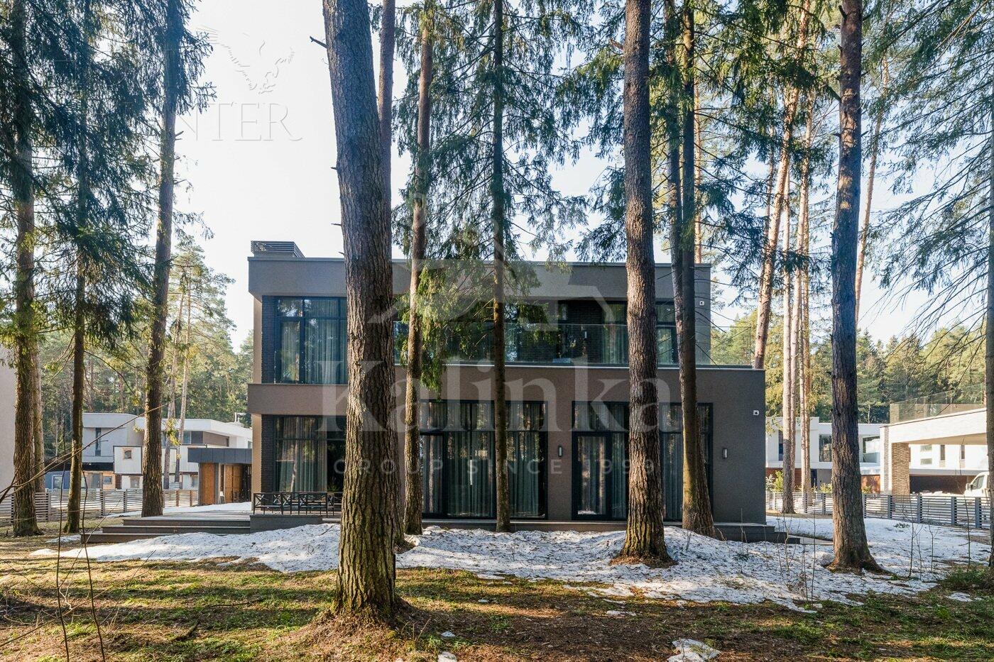 2-этажный коттедж 380 м² с отделкой