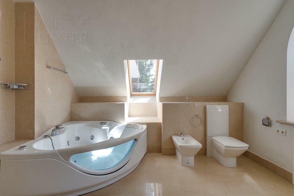 2-этажный коттедж 680 м² с отделкой