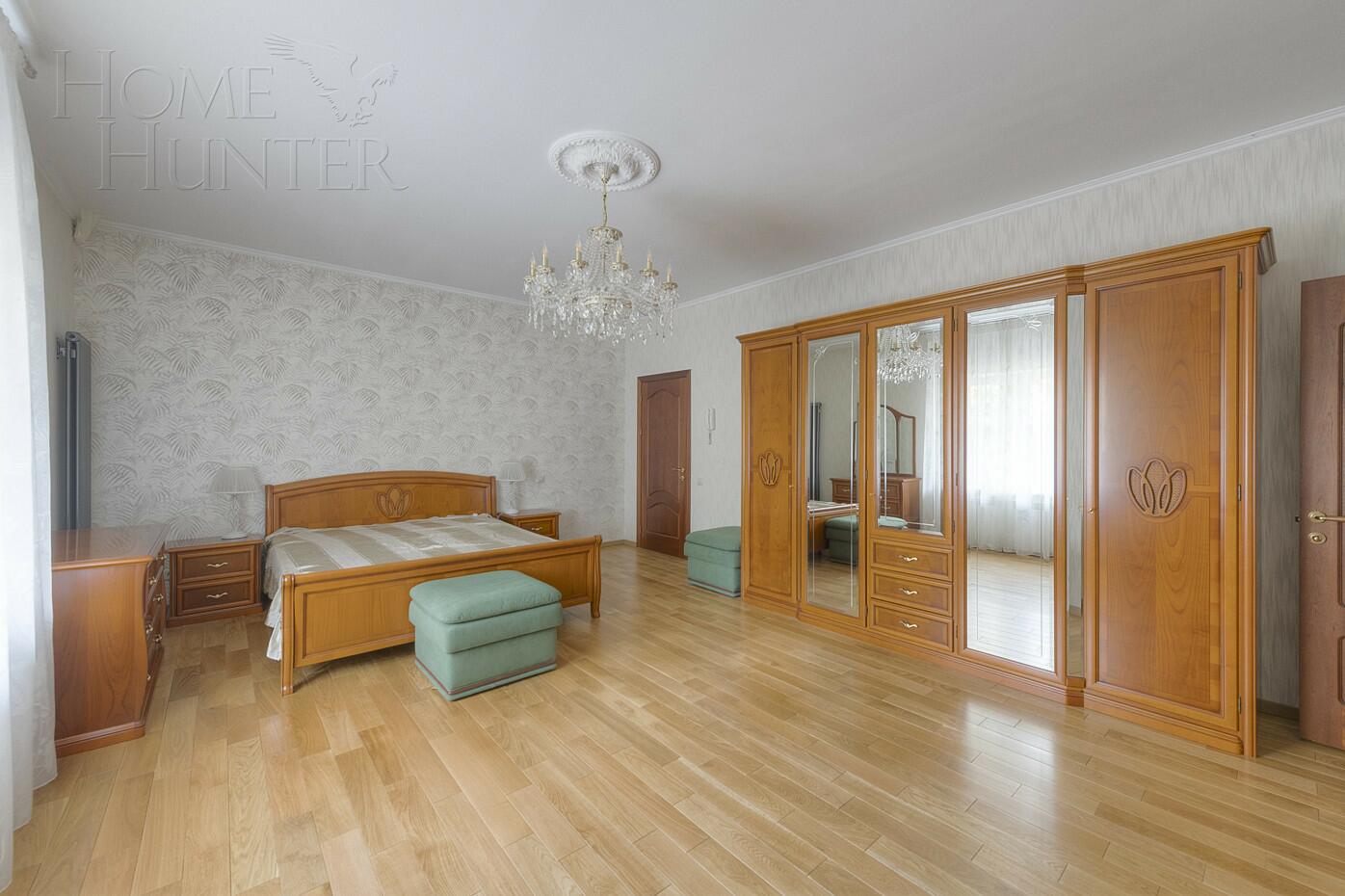 2-этажный коттедж 732 м² с отделкой