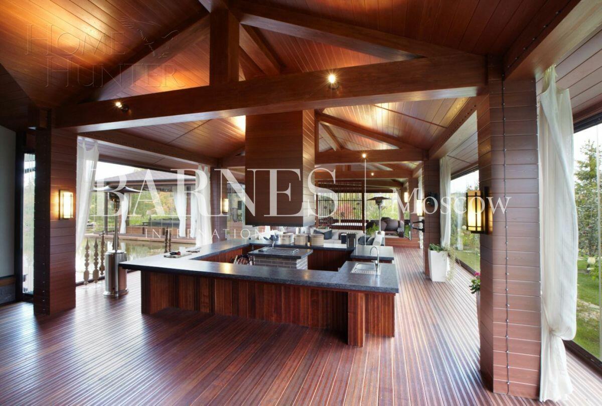 2-этажный коттедж 1 377 м² с отделкой