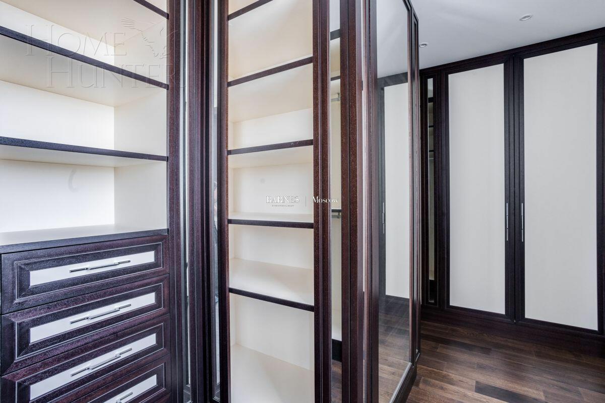 2-этажный коттедж 1 203.87 м² с отделкой
