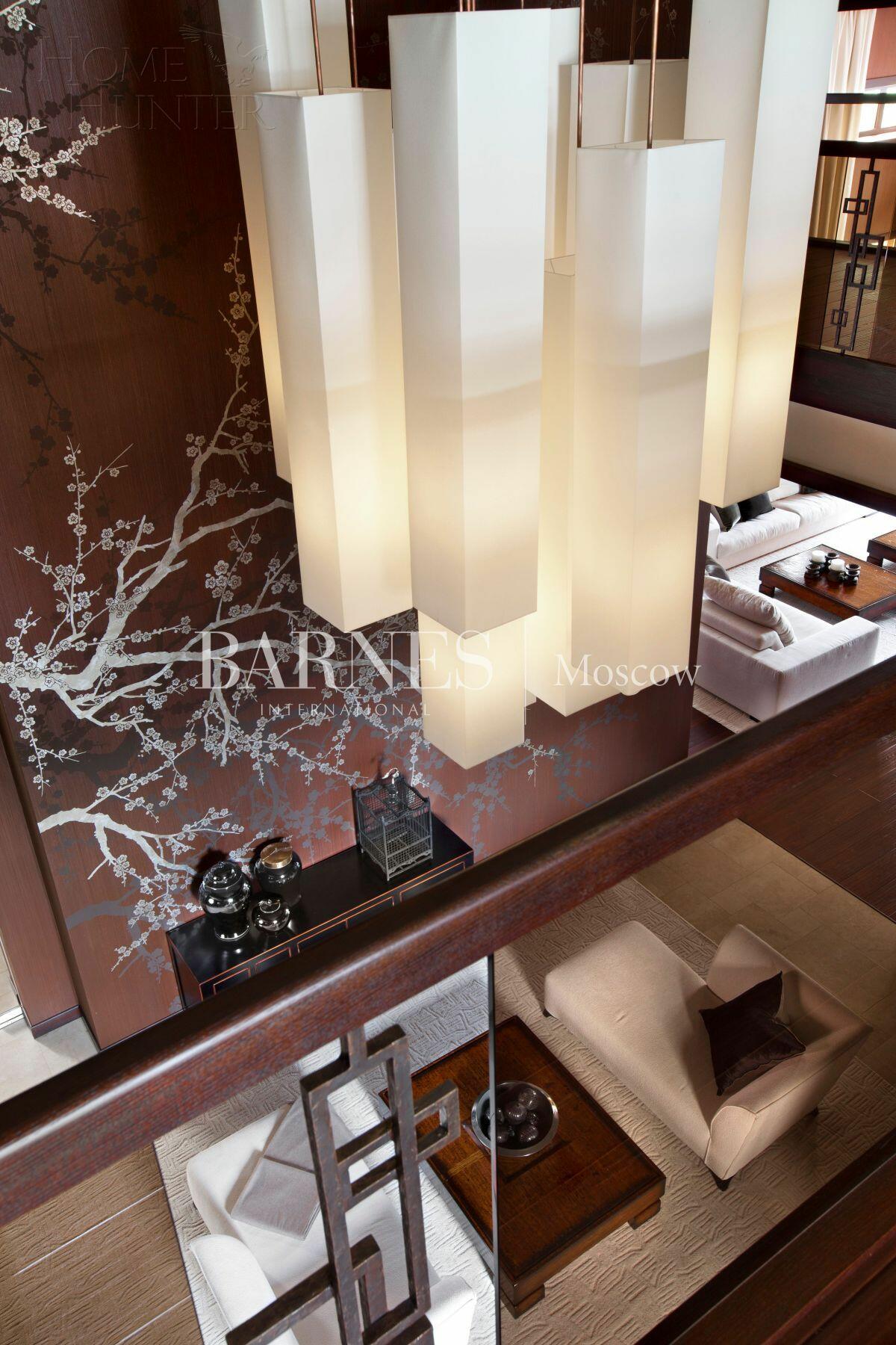 2-этажный коттедж 1 377 м² с отделкой