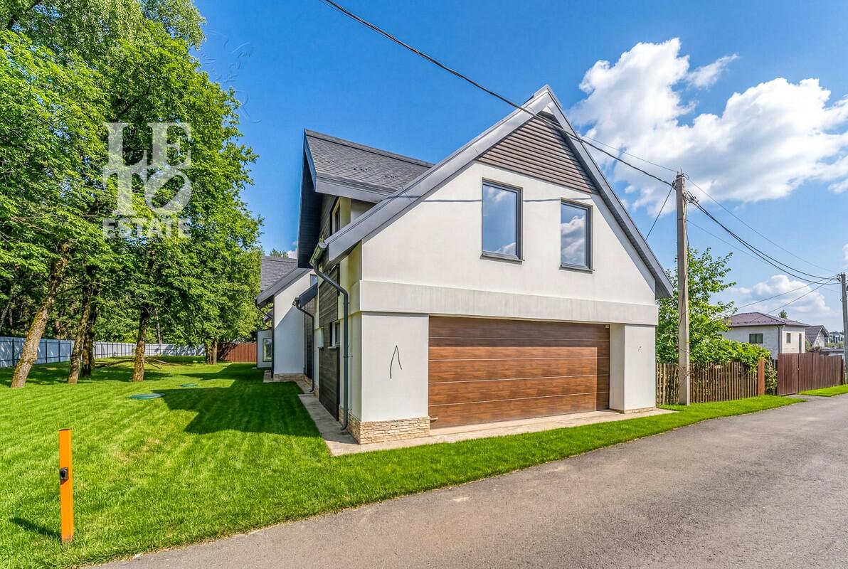 2-этажный коттедж 300 м² без отделки