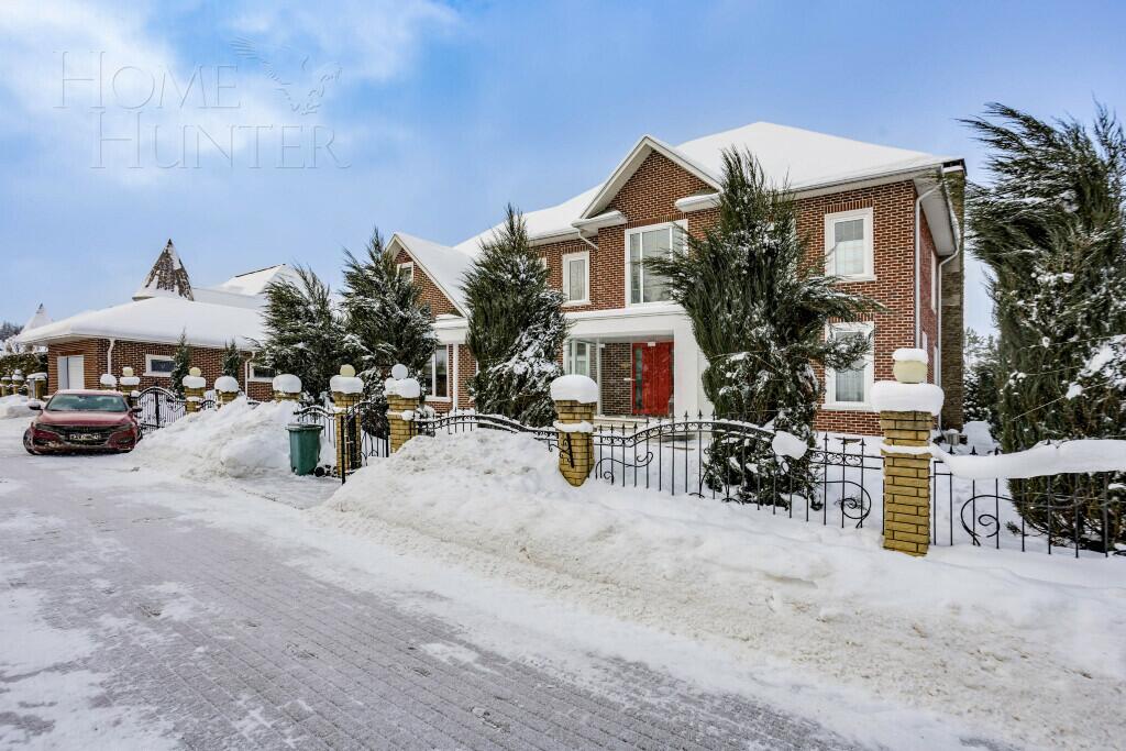 2-этажный коттедж 600 м² с отделкой