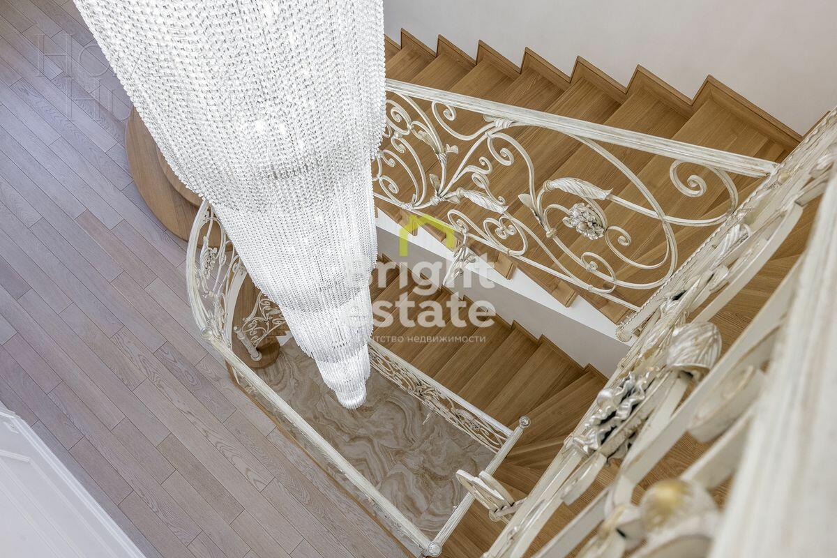 2-этажный коттедж 619 м² с отделкой