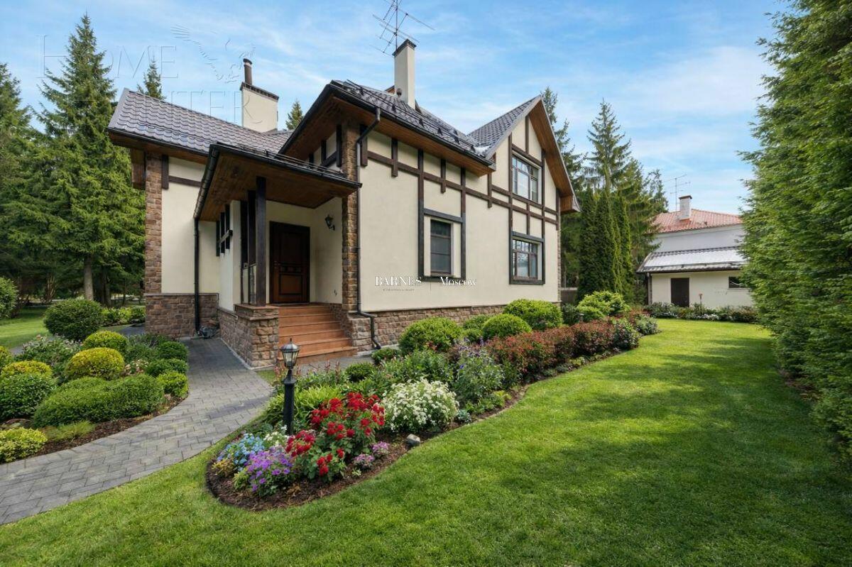 2-этажный коттедж 471 м² с отделкой