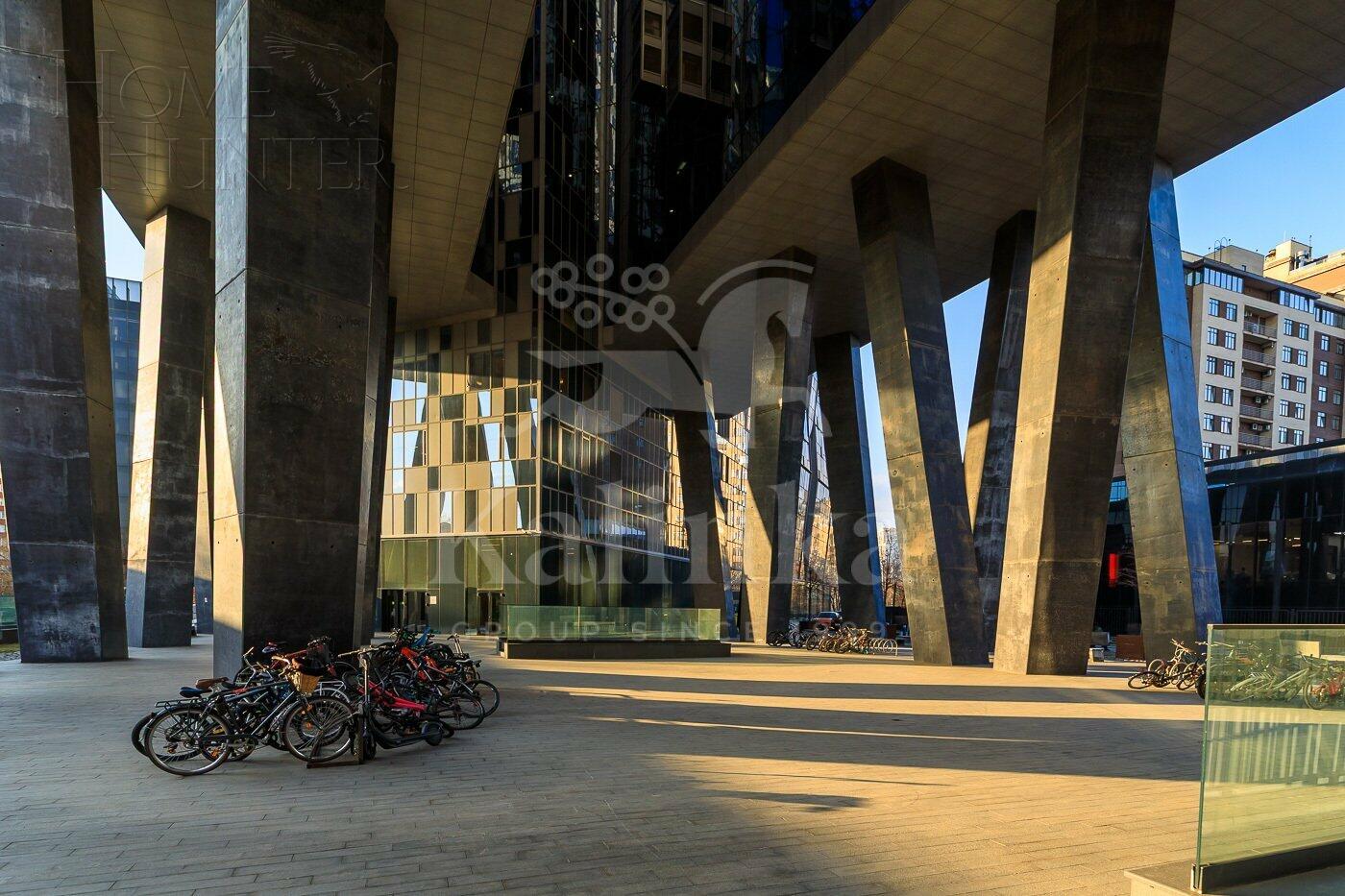 4-КОМН. КВАРТИРА С ОТДЕЛКОЙ 140 М² НА 10 ЭТАЖЕ