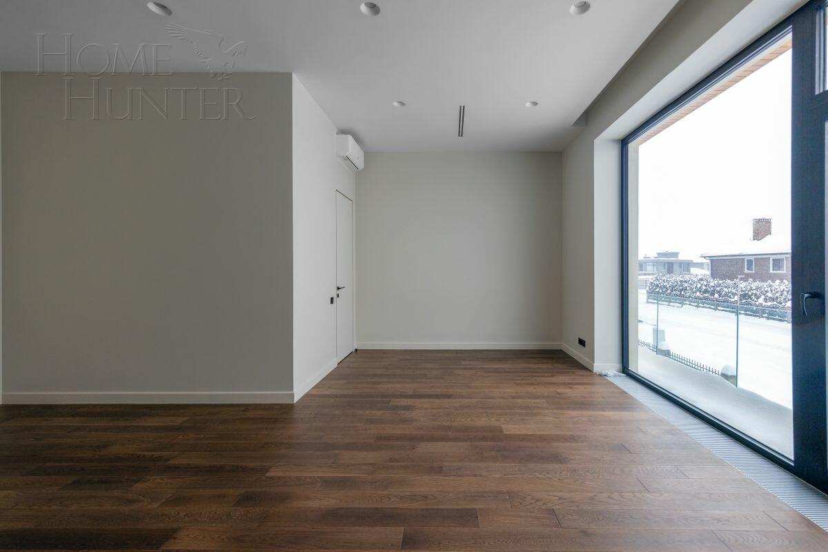 2-этажный коттедж 350 м² с отделкой