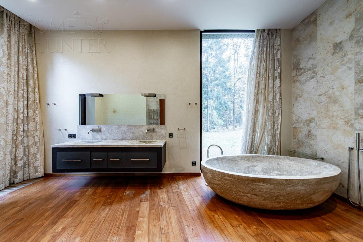 2-этажный коттедж 2 038 м² с отделкой