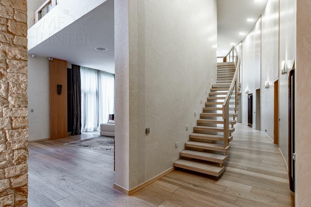 2-этажный коттедж 2 038 м² с отделкой