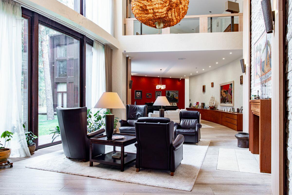 2-этажный коттедж 2 038 м² с отделкой