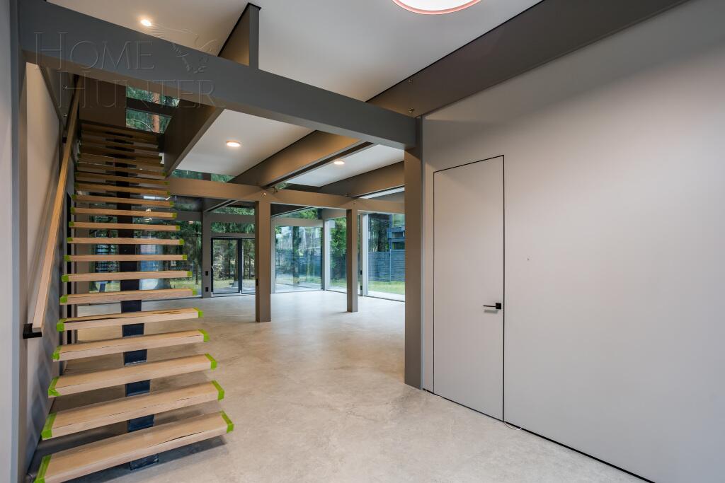 2-этажный коттедж 350 м² с отделкой