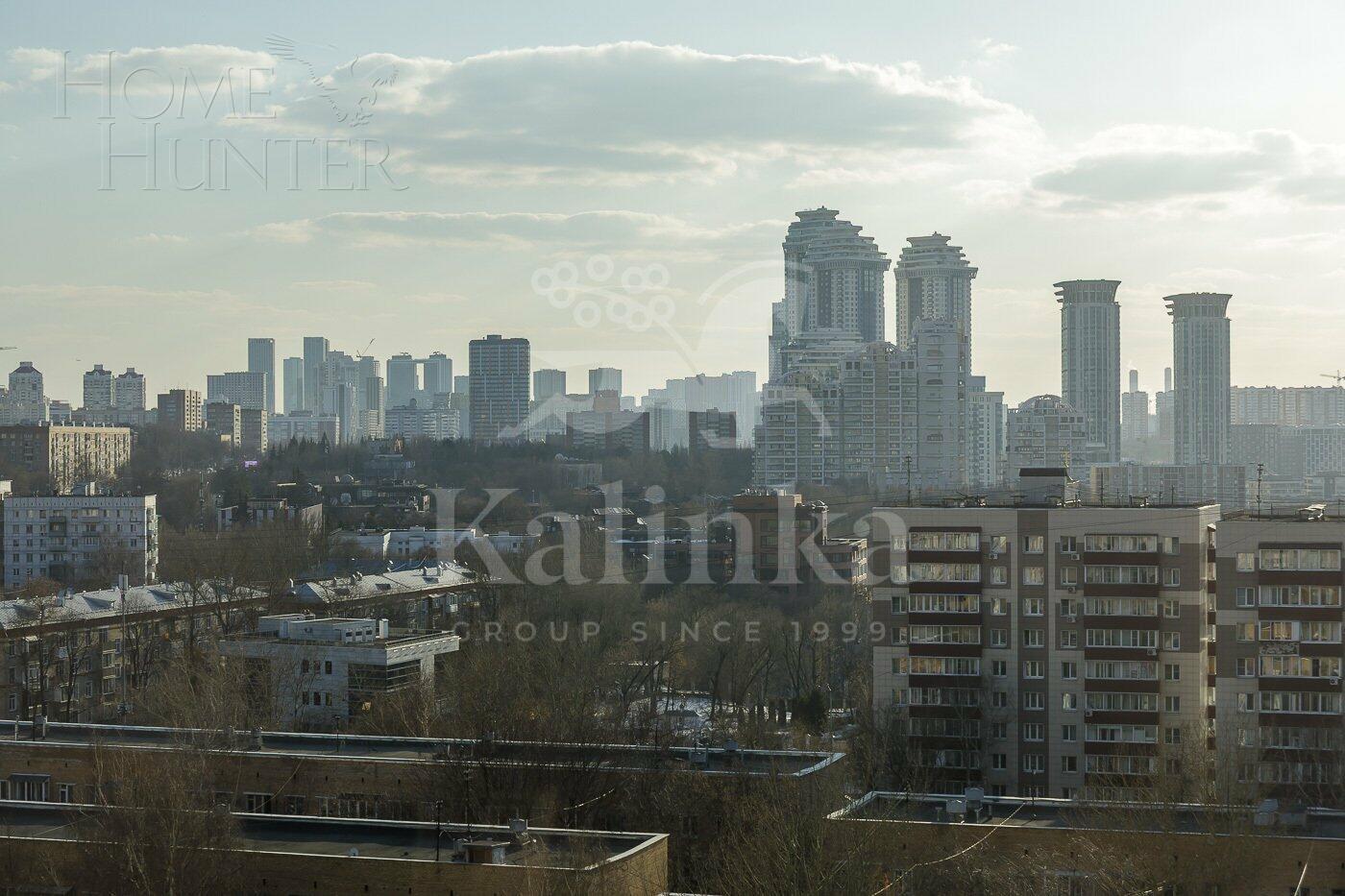 4-КОМН. КВАРТИРА С ОТДЕЛКОЙ 140 М² НА 10 ЭТАЖЕ