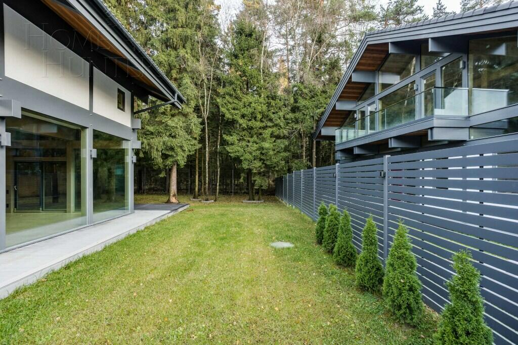 2-этажный коттедж 350 м² с отделкой