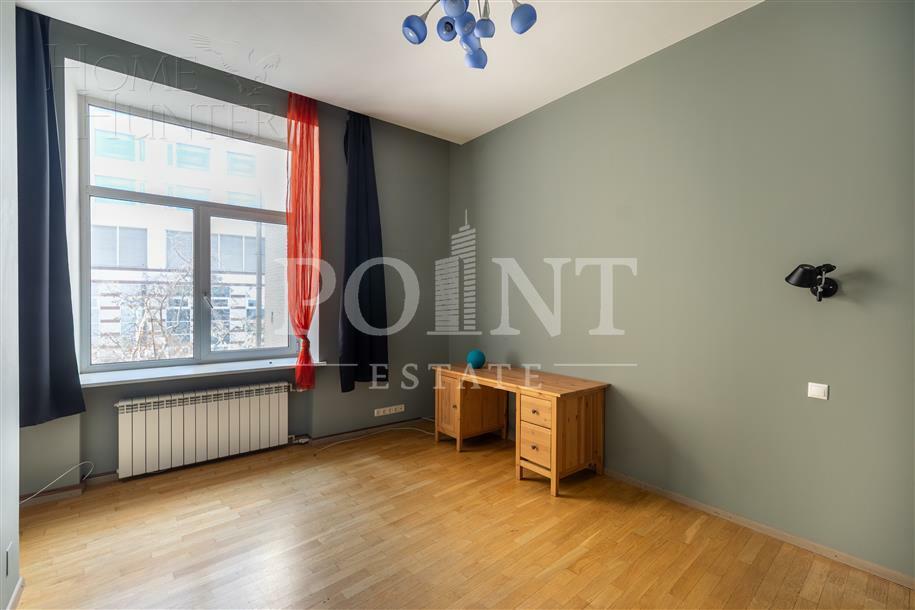 6-КОМН. КВАРТИРА С ОТДЕЛКОЙ 186 М² НА 3 ЭТАЖЕ