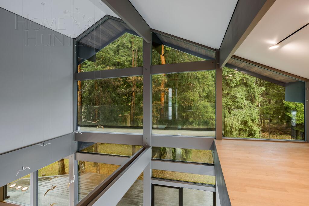 2-этажный коттедж 350 м² с отделкой