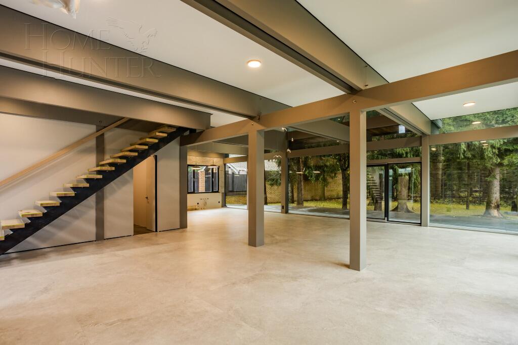 2-этажный коттедж 350 м² с отделкой