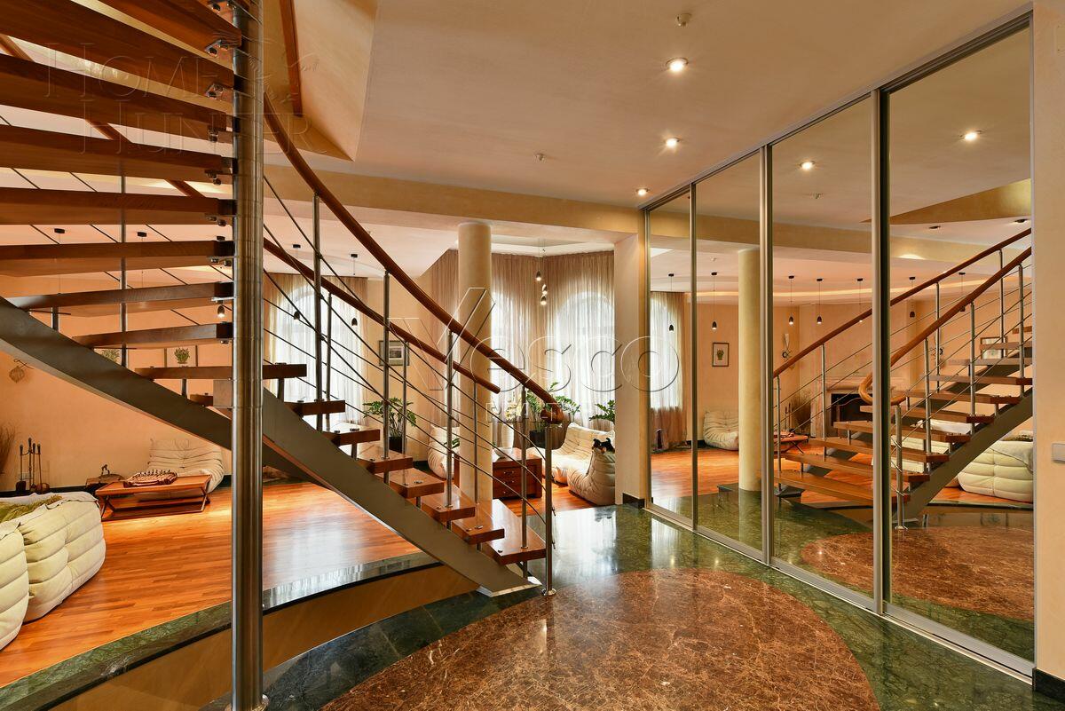 2-этажный коттедж 404 м² с отделкой