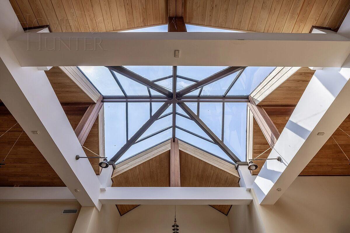 3-этажный коттедж 450 м² с отделкой