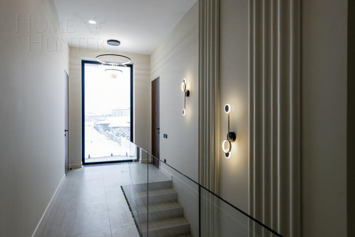 2-этажный коттедж 350 м² с отделкой