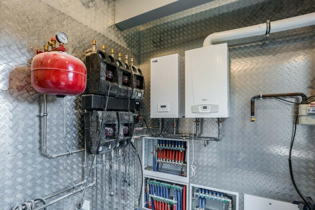 2-этажный коттедж 350 м² с отделкой