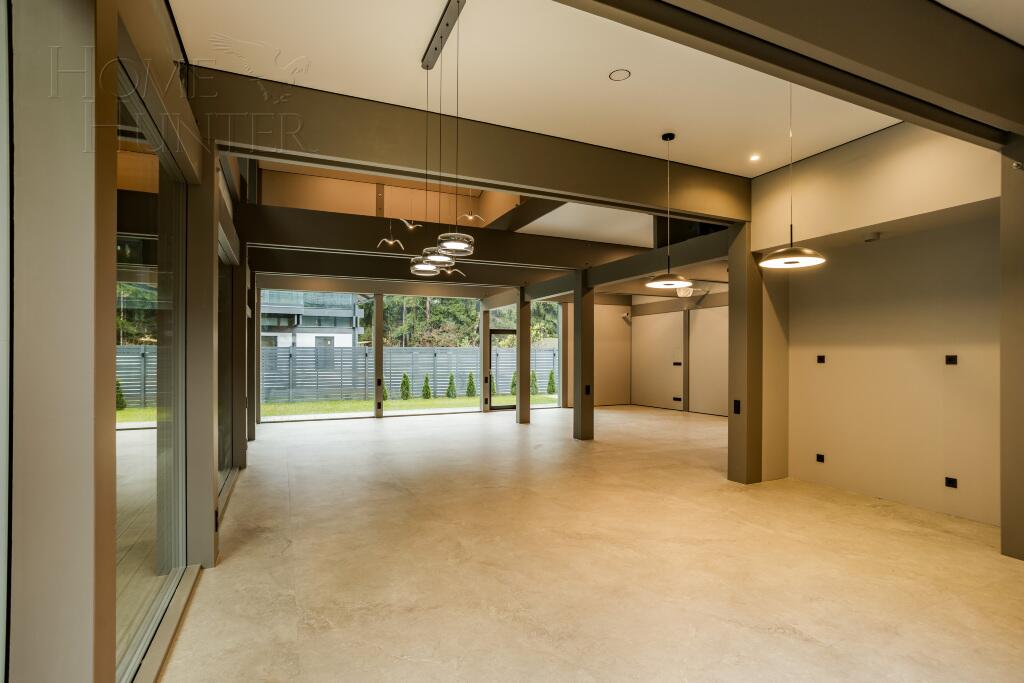 2-этажный коттедж 350 м² с отделкой