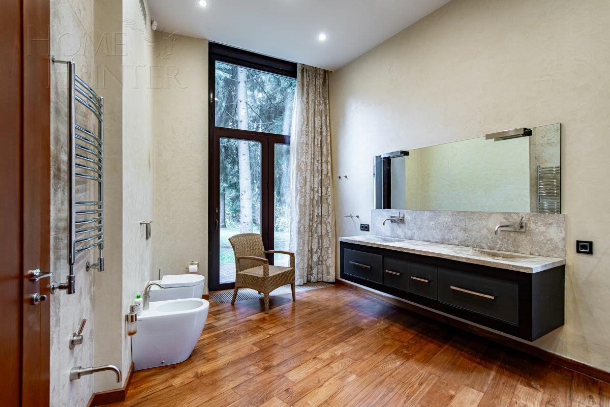 2-этажный коттедж 2 038 м² с отделкой