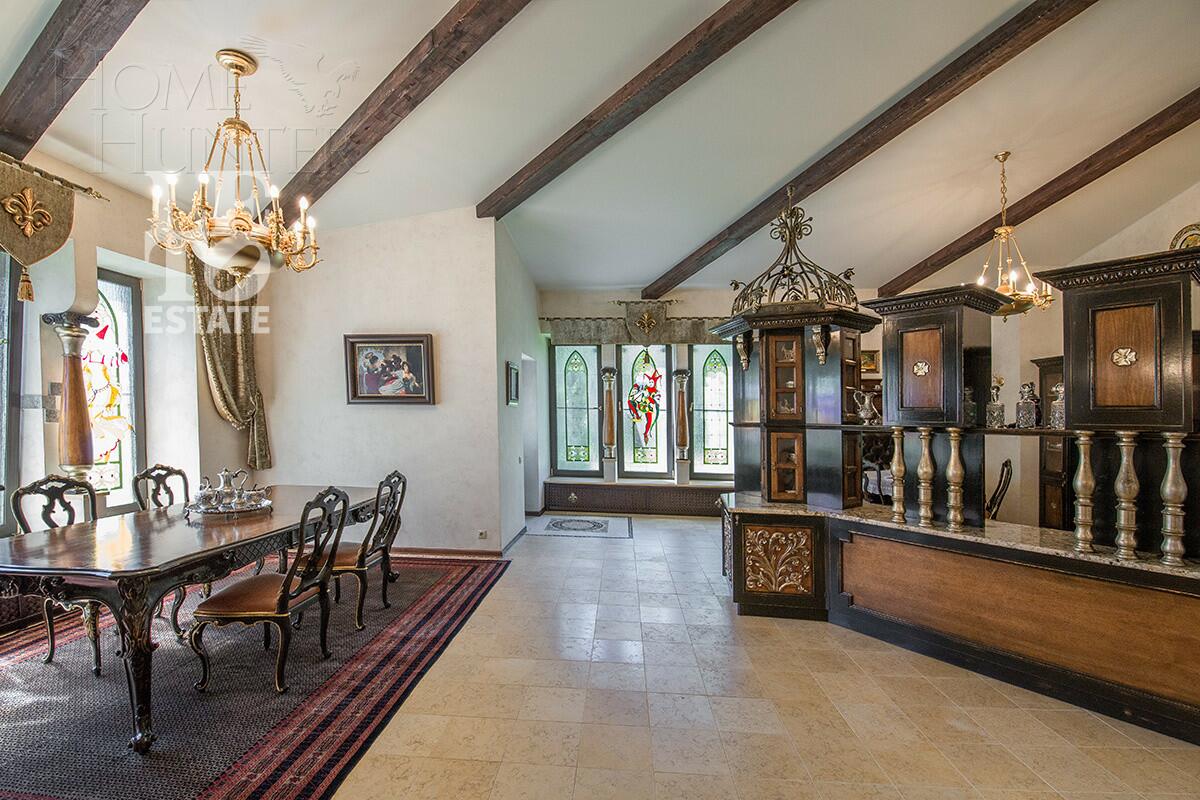 3-этажный коттедж 555 м² с отделкой