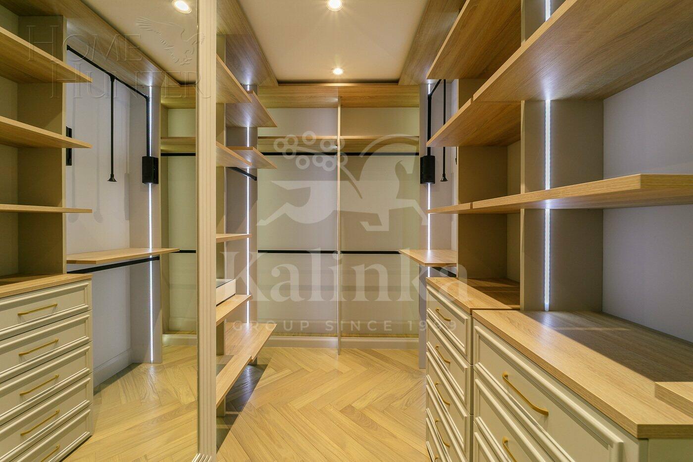 4-КОМН. КВАРТИРА С ОТДЕЛКОЙ 140 М² НА 10 ЭТАЖЕ