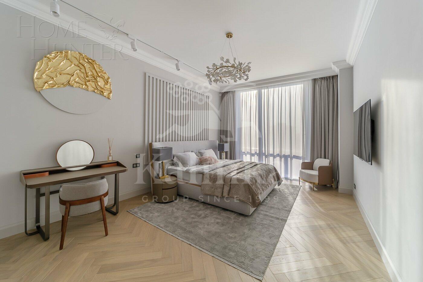 4-КОМН. КВАРТИРА С ОТДЕЛКОЙ 140 М² НА 10 ЭТАЖЕ