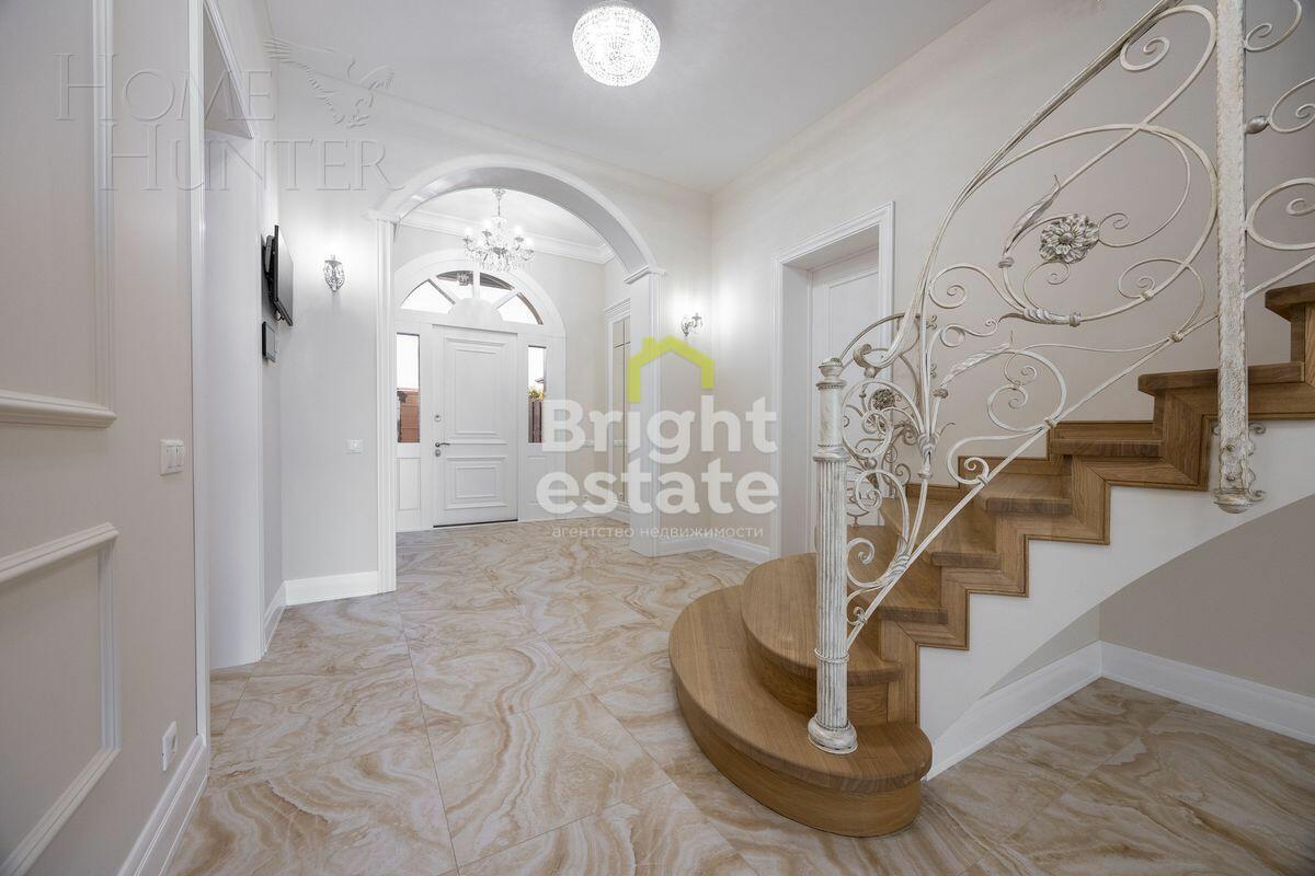 2-этажный коттедж 619 м² с отделкой