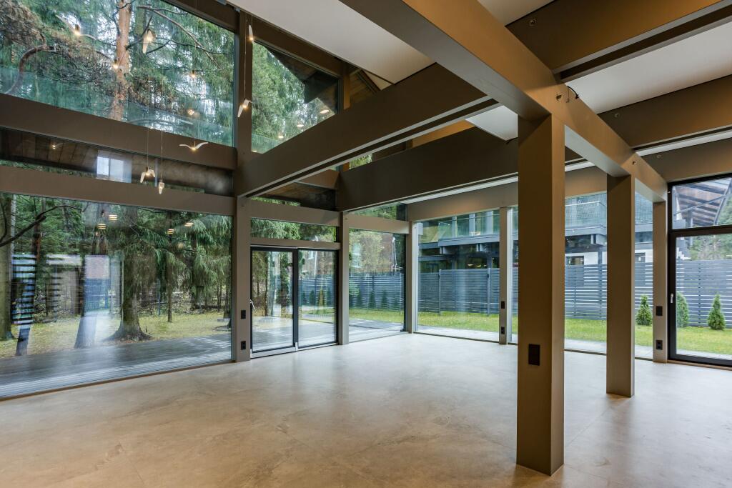 2-этажный коттедж 350 м² с отделкой