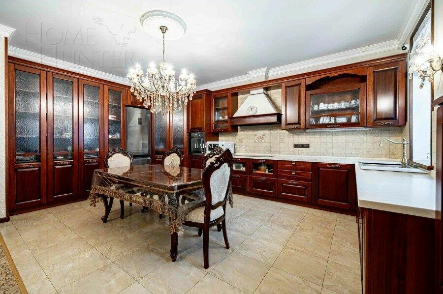 2-этажный коттедж 498 м² с отделкой