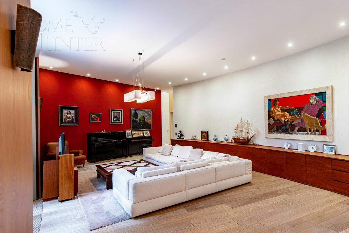 2-этажный коттедж 2 038 м² с отделкой