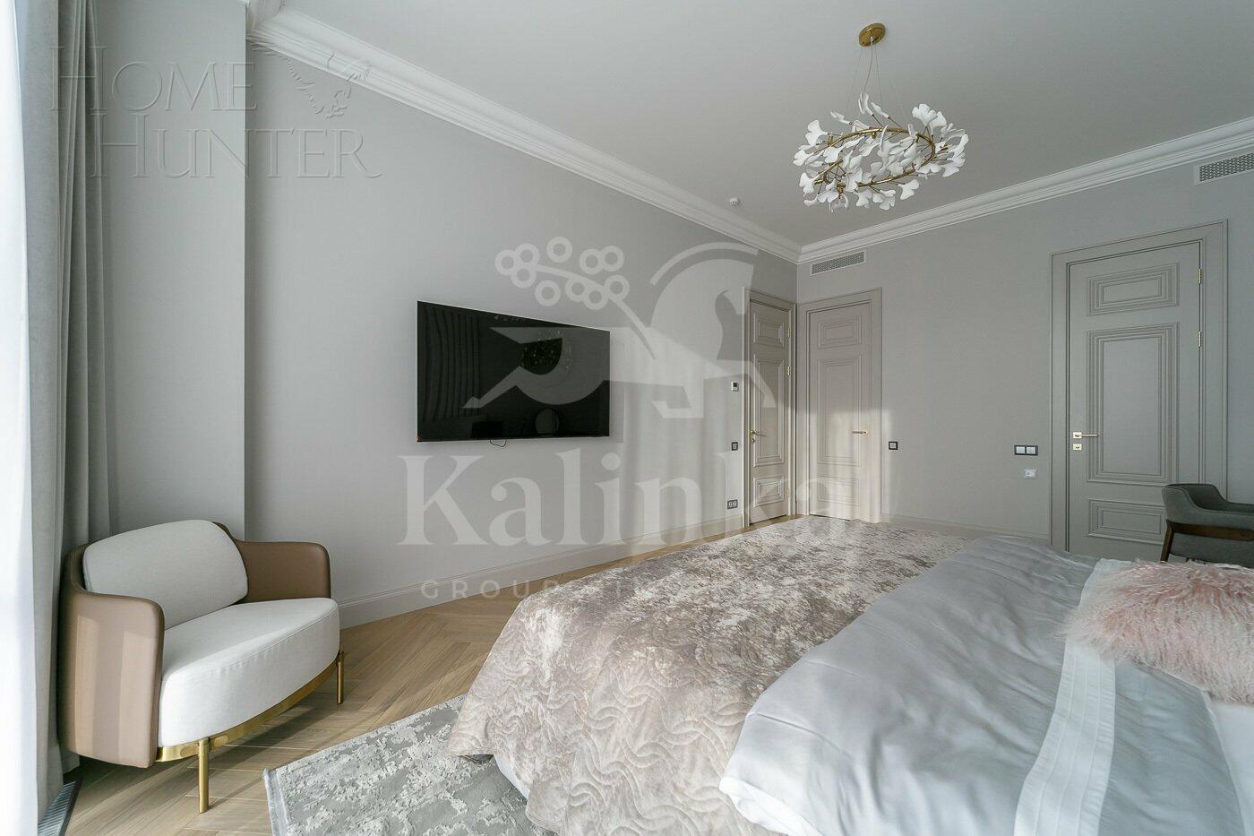 4-КОМН. КВАРТИРА С ОТДЕЛКОЙ 140 М² НА 10 ЭТАЖЕ