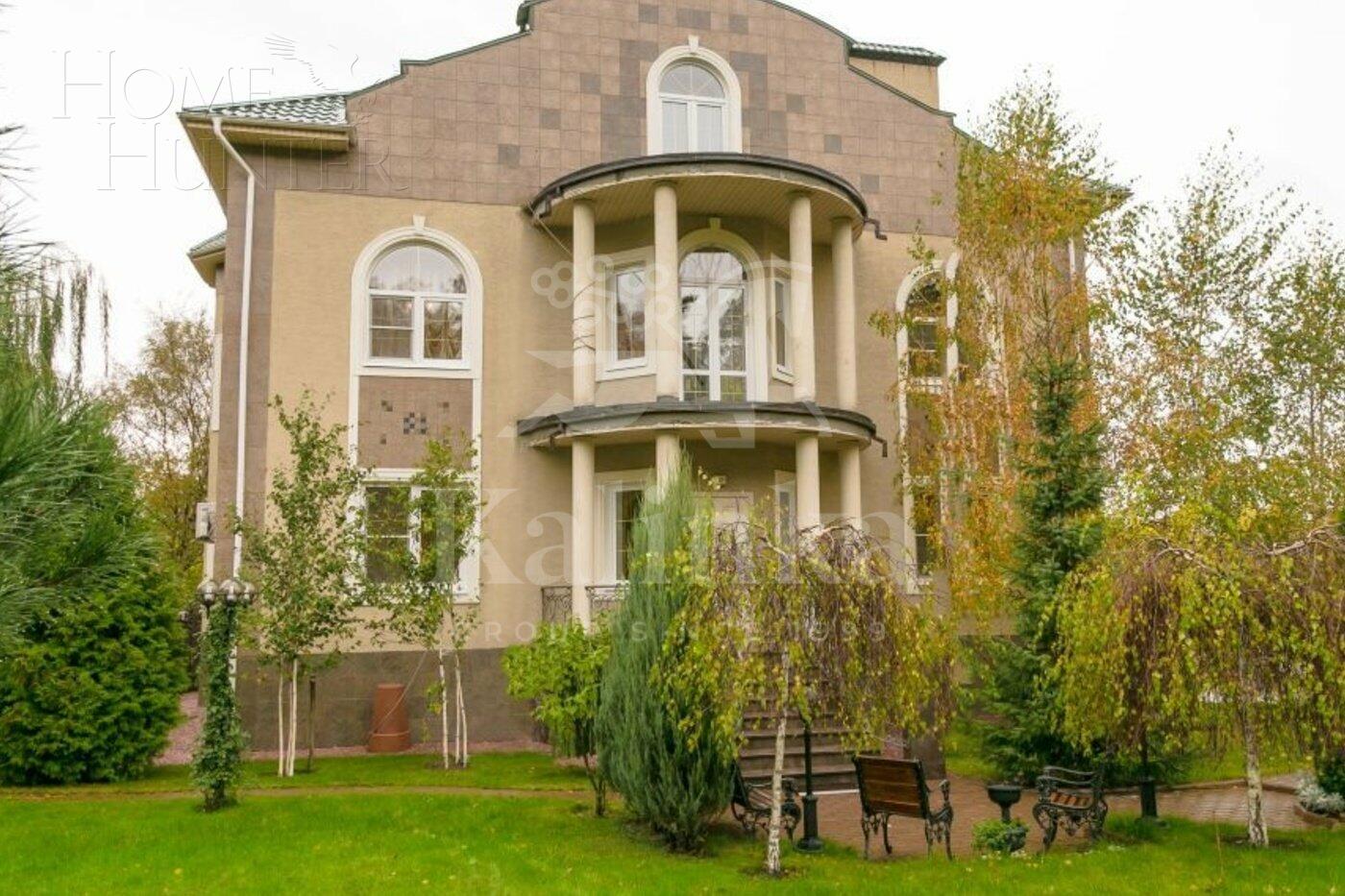 2-этажный коттедж 790 м² с отделкой