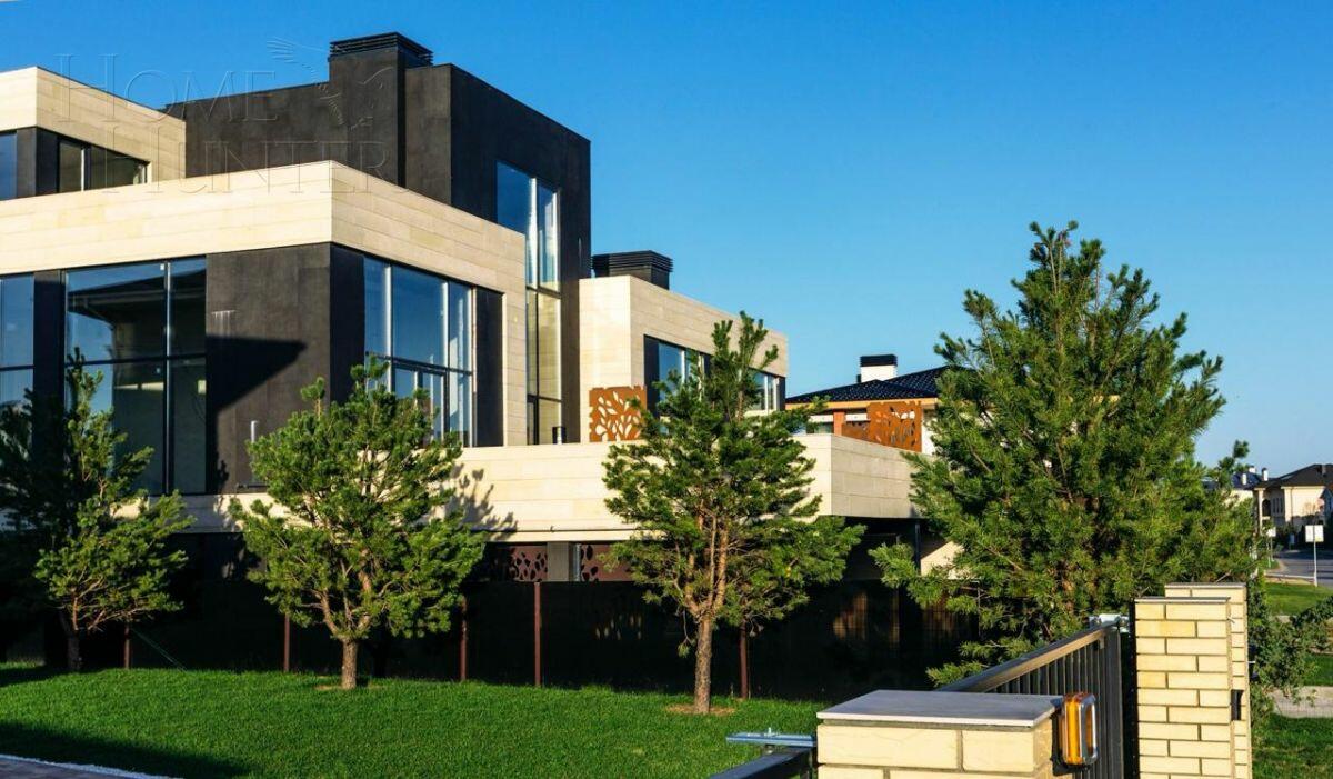 3-этажный таунхаус 250 м² с отделкой