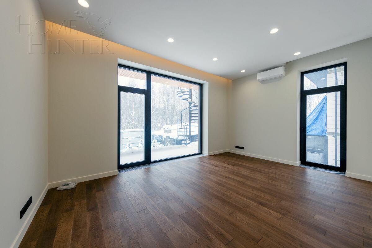 2-этажный коттедж 350 м² с отделкой