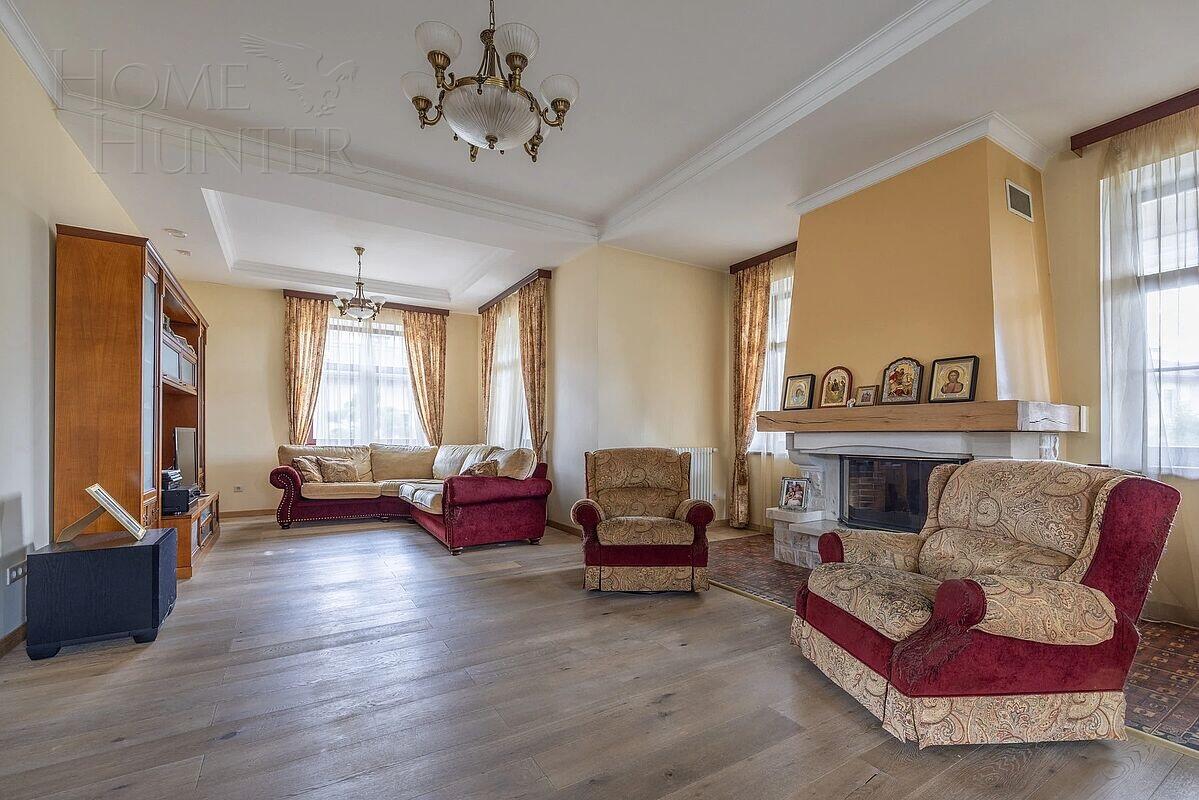 3-этажный коттедж 450 м² с отделкой