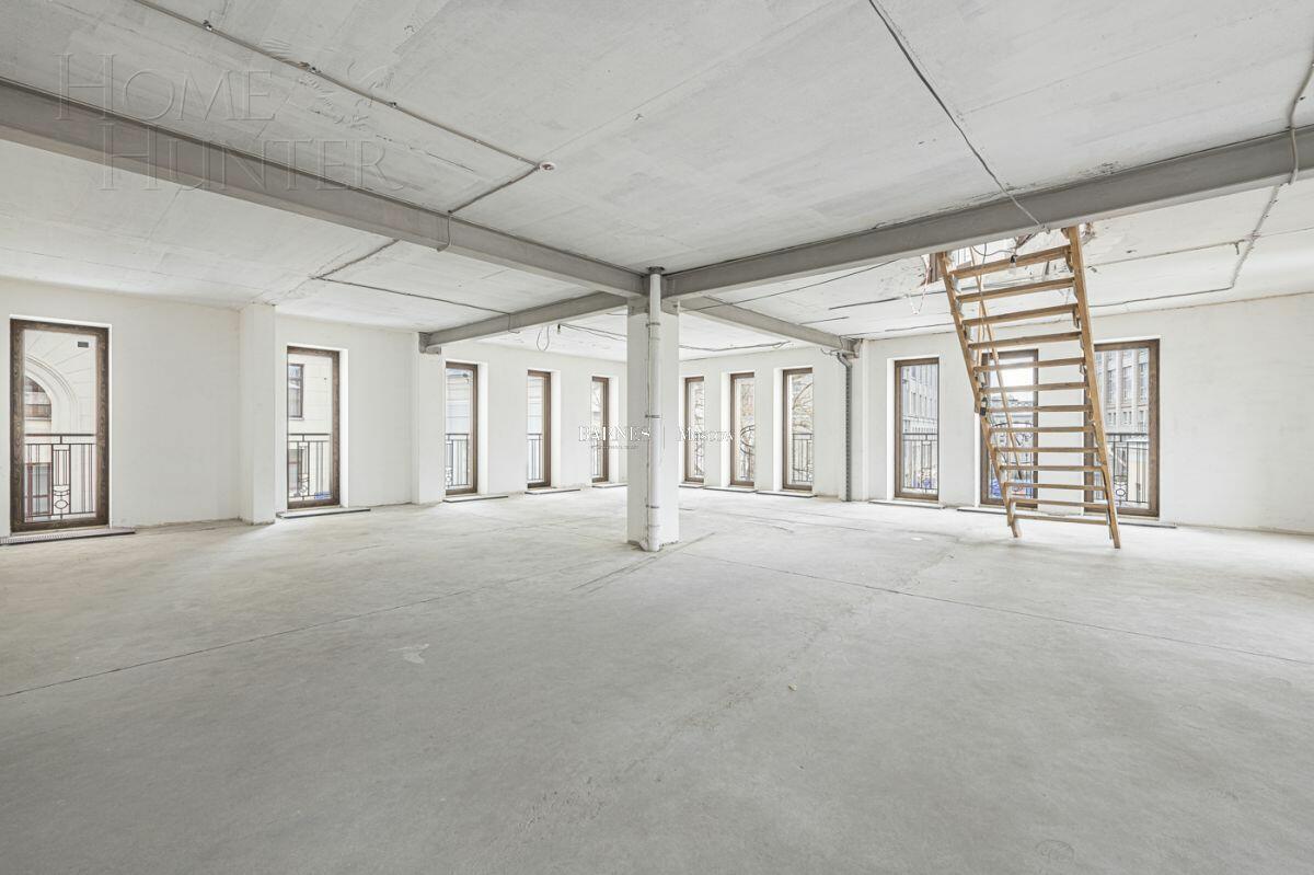 3-УРОВНЕВЫЕ АПАРТАМЕНТЫ БЕЗ ОТДЕЛКИ 664.7 М² НА 3 ЭТАЖЕ